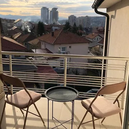 Brand New Apt~ Hills Apartamento *